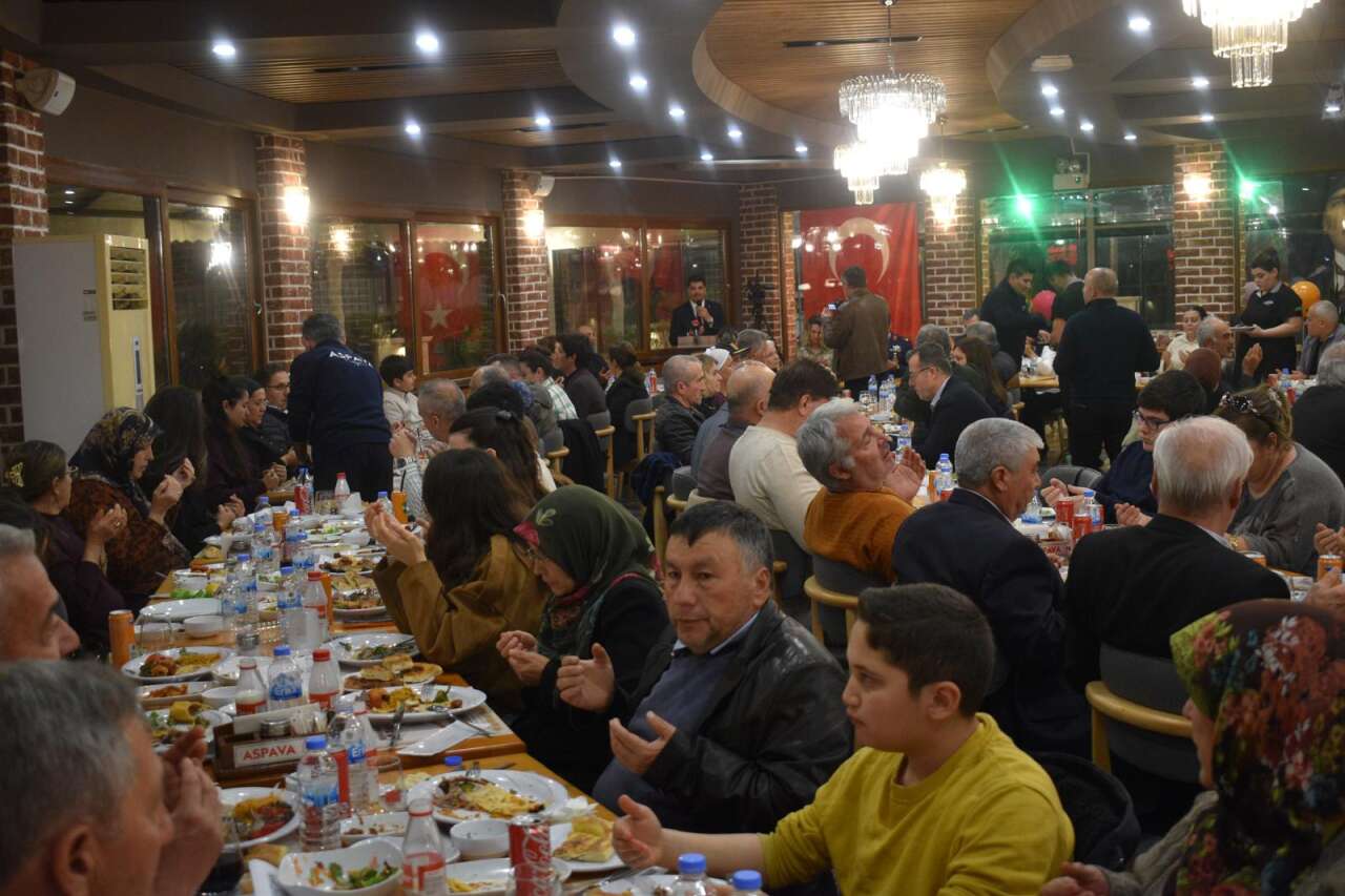 Dalaman’da Şehit Aileleri ve Gaziler Onuruna İftar Programı Düzenlendi 1